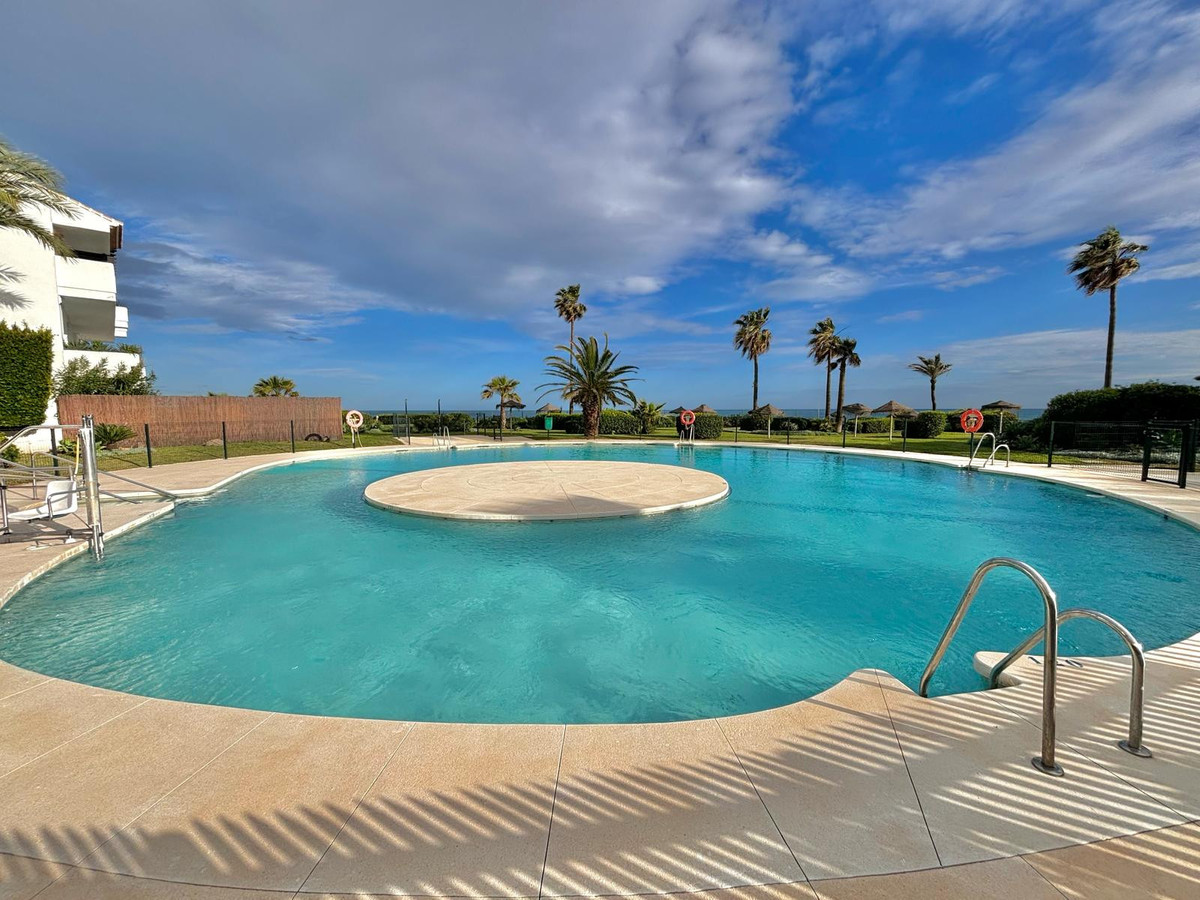 0a8668fdac4e4049e0d30c978676a988 - 1