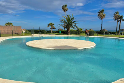 0a8668fdac4e4049e0d30c978676a988 - 25