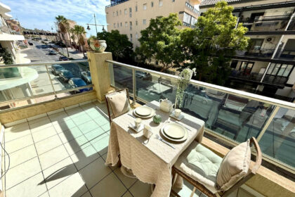 0ac49d12bcf4763fbebe2a00211d0409 - 26