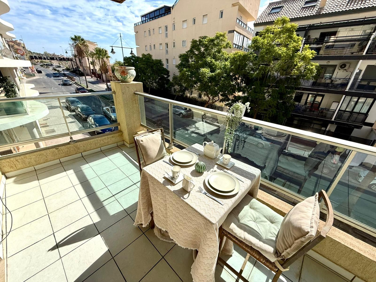 0ac49d12bcf4763fbebe2a00211d0409 - 26