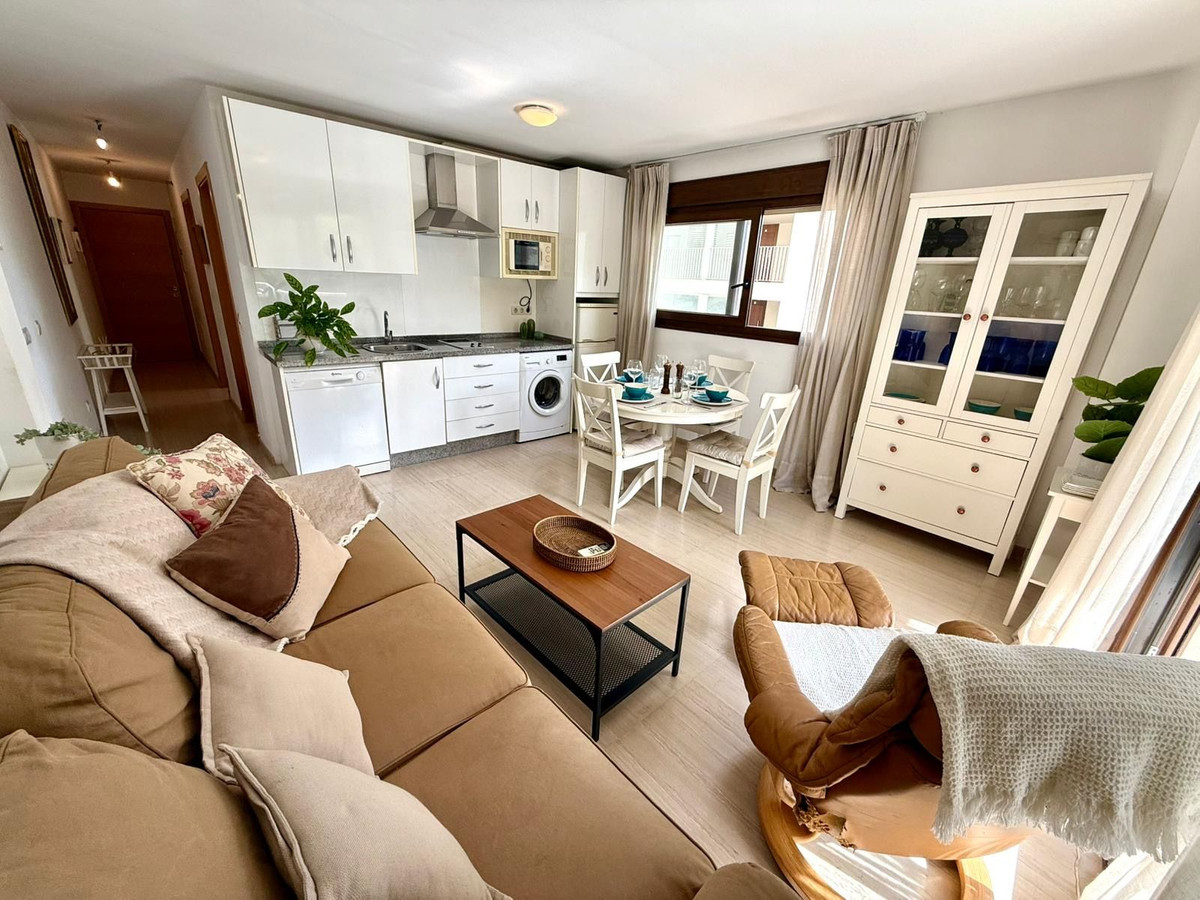 0ac49d12bcf4763fbebe2a00211d0409 - 3