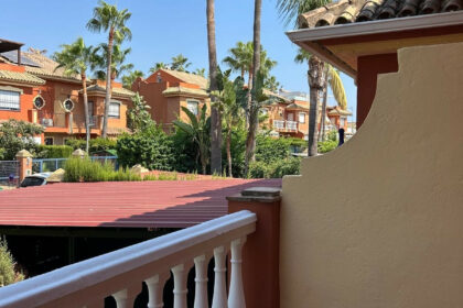 0b3d720509755e7101b5c5ff539e153b - 10