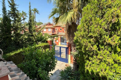 0b3d720509755e7101b5c5ff539e153b - 12