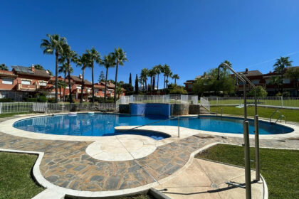 0b3d720509755e7101b5c5ff539e153b - 21