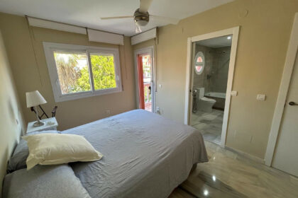 0b3d720509755e7101b5c5ff539e153b - 26