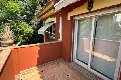 0b3d720509755e7101b5c5ff539e153b - 52