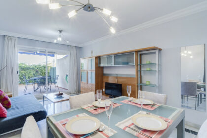 0b557a409ebdc1afe9521d55387fe5da - 1