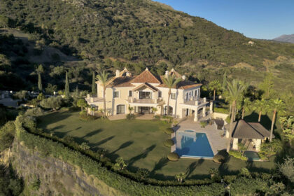 0b64c11e018436db972345200e472bfe - 41