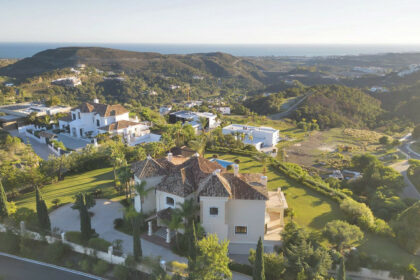 0b64c11e018436db972345200e472bfe - 43