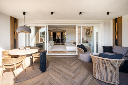 0bd500716295c374c78825425487cedb - 23