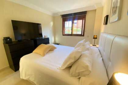 0c04e117102f54acd07c705b18c4f30f - 12