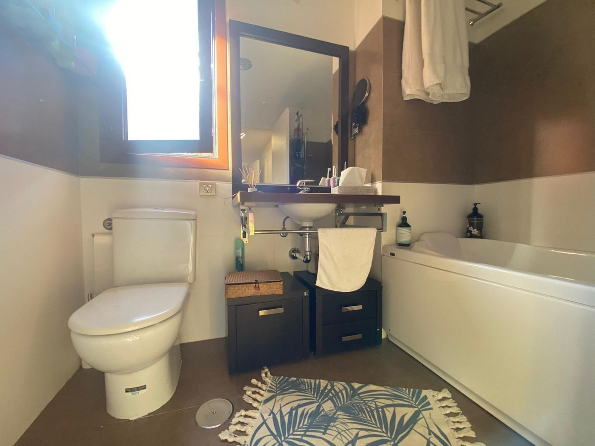 0c04e117102f54acd07c705b18c4f30f - 21