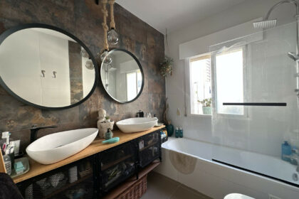 0c0fd95ceb7e4dd48cd951403f985fba - 29