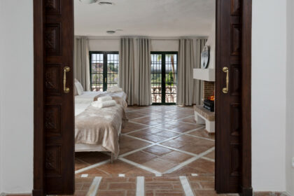 0c95f256ba08643ddd49c1a7ae1cd0a0 - 20