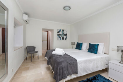 0c95f256ba08643ddd49c1a7ae1cd0a0 - 29