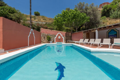 0c95f256ba08643ddd49c1a7ae1cd0a0 - 39