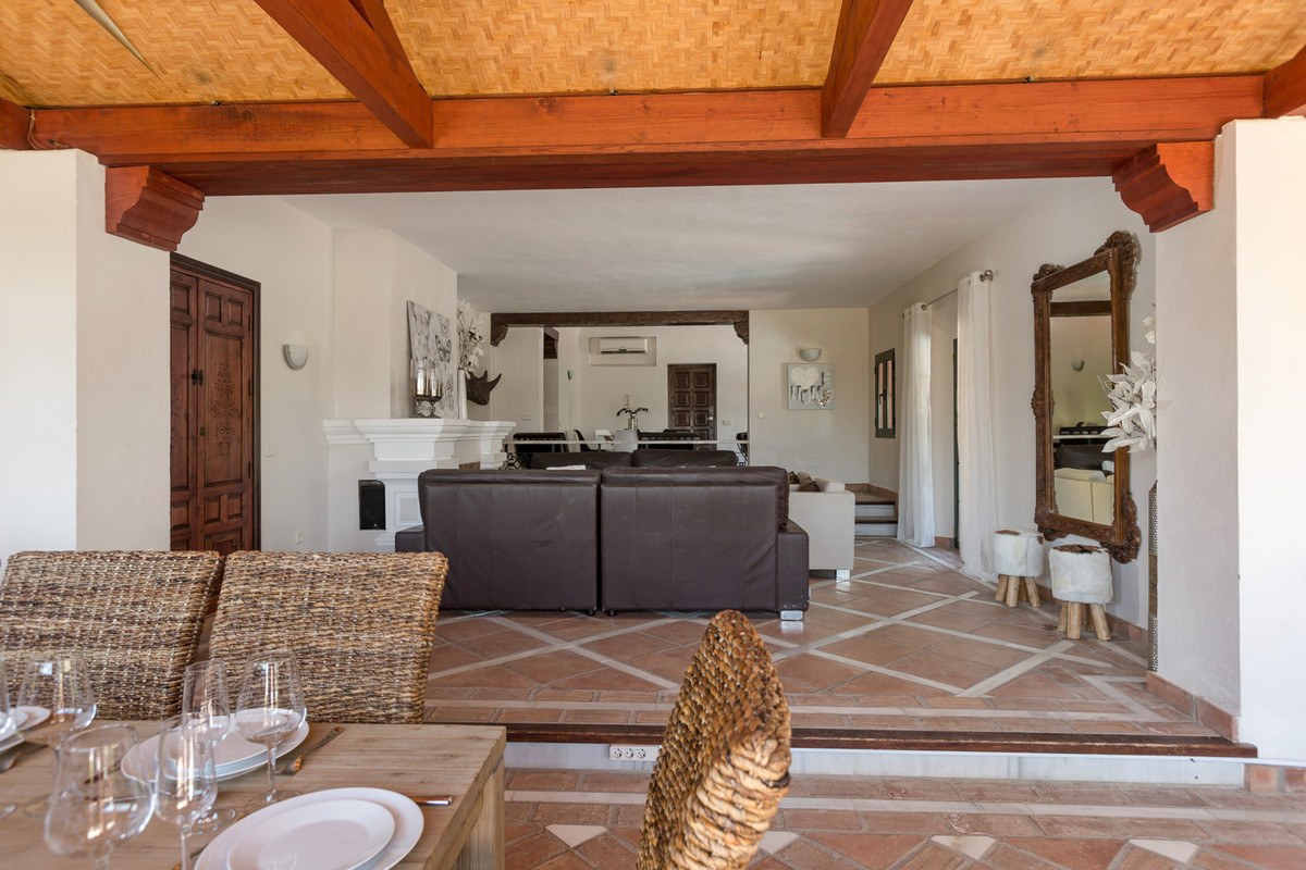 0c95f256ba08643ddd49c1a7ae1cd0a0 - 9