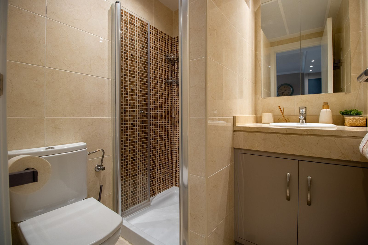 0c9ba34e08abd68c4cfc2950c1e11d96 - 18