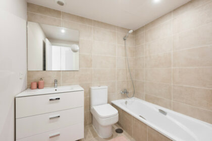 0cea51ec49221d17a9d9fcd66fb67b9d - 12