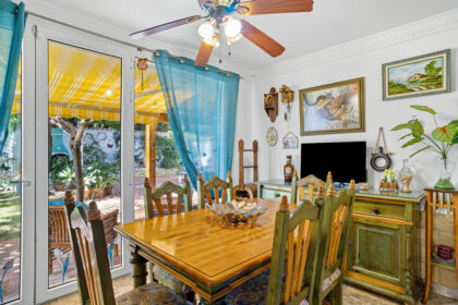 0d310ae86b57ca3b5e5e3dac63a4006e - 16