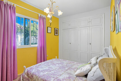 0d310ae86b57ca3b5e5e3dac63a4006e - 18