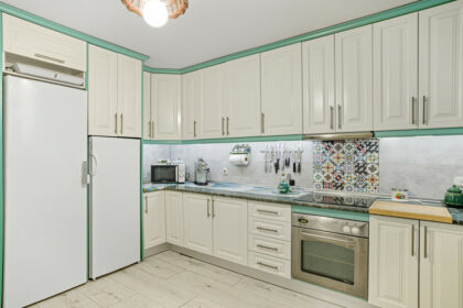 0d310ae86b57ca3b5e5e3dac63a4006e - 6