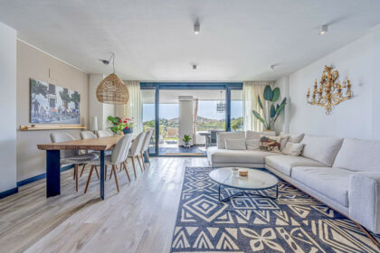 0e0e4b516858ccb6b49dc4f479ddfa43 - 1