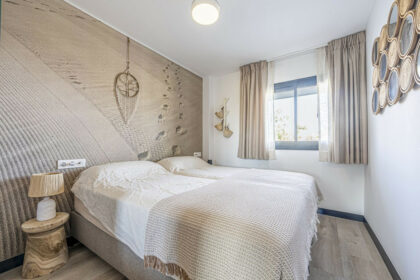 0e0e4b516858ccb6b49dc4f479ddfa43 - 10