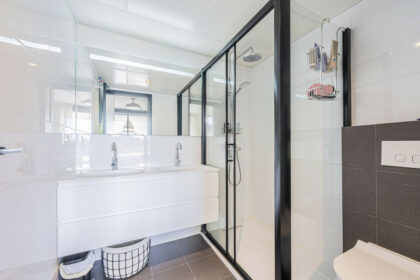 0e0e4b516858ccb6b49dc4f479ddfa43 - 13