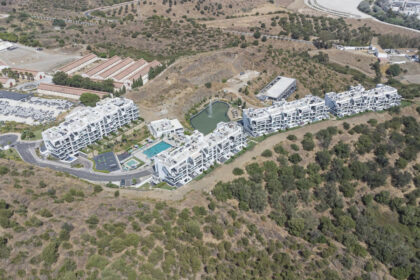 0e0e4b516858ccb6b49dc4f479ddfa43 - 32