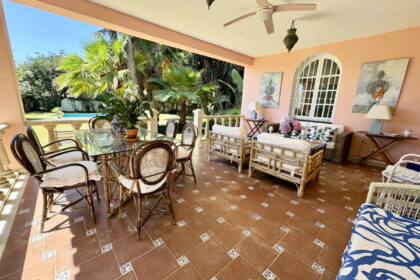 0e369bb3dc9236bf82a603e44a22c4cc - 18