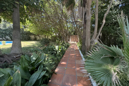 0e369bb3dc9236bf82a603e44a22c4cc - 26