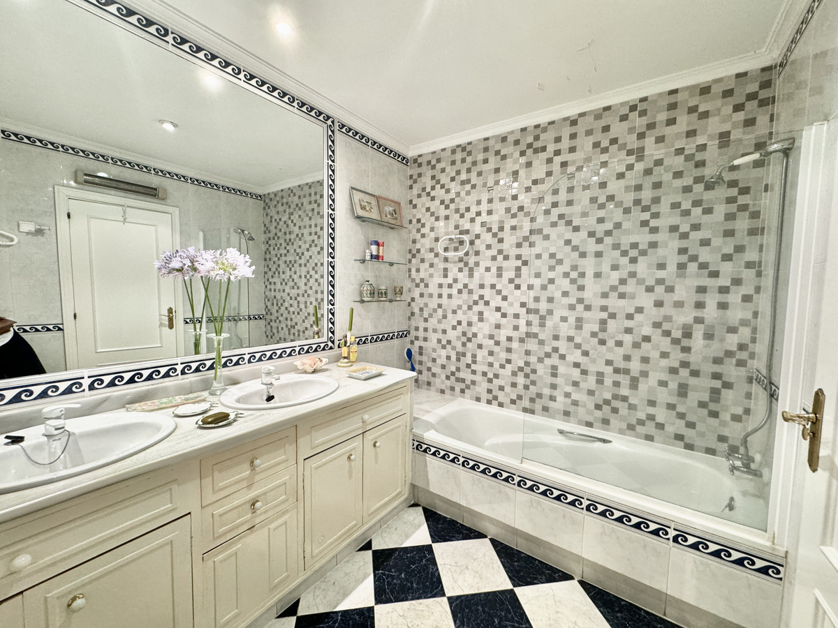 0e369bb3dc9236bf82a603e44a22c4cc - 9