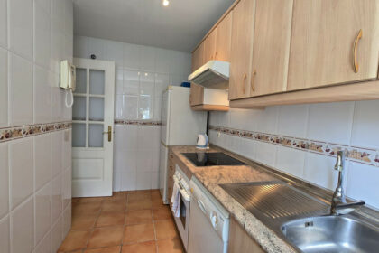 0e3d1901e84ae190c74f8b34581724bd - 11