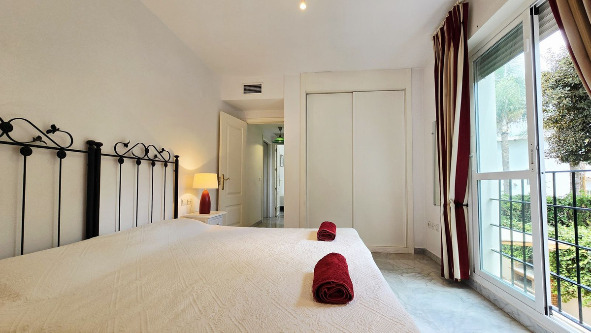 0e3d1901e84ae190c74f8b34581724bd - 14