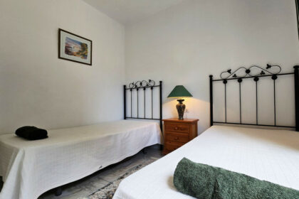 0e3d1901e84ae190c74f8b34581724bd - 20