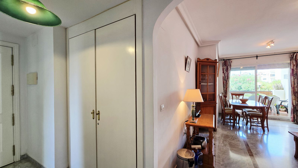 0e3d1901e84ae190c74f8b34581724bd - 9