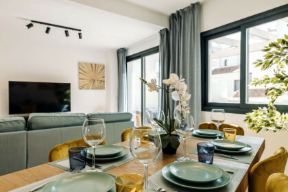 0e9c7ab18a4213c78b0c168c0d4775de - 9