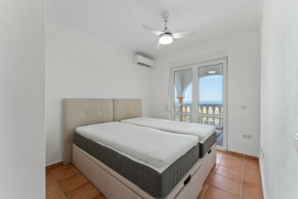 0eb8c7eda8d21a7f1c187d8eb9e50bd6 - 21