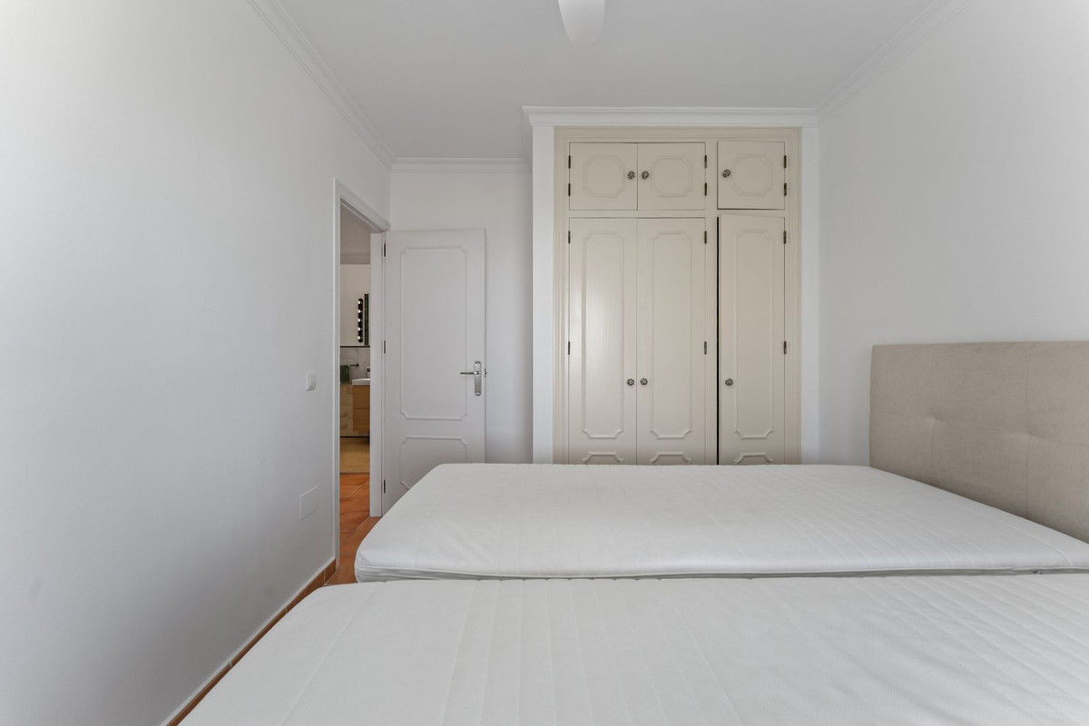 0eb8c7eda8d21a7f1c187d8eb9e50bd6 - 22