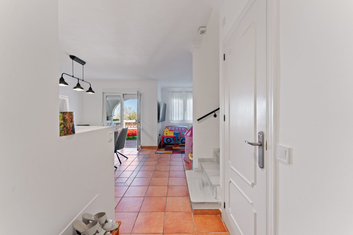 0eb8c7eda8d21a7f1c187d8eb9e50bd6 - 8