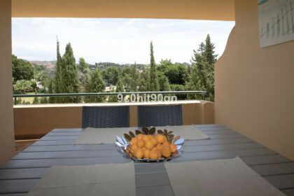 0f0009575671f533381bbc9e19f19e22 - 10