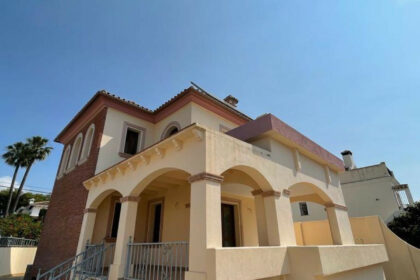 0f411890d8e0abcc0953d3b973e8b8e8 - 11