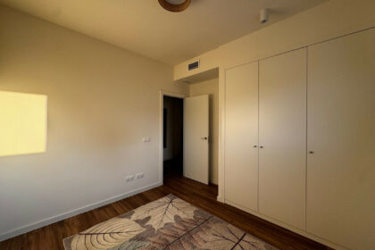 1092e88d5753ae56ec2428850901a29b - 15