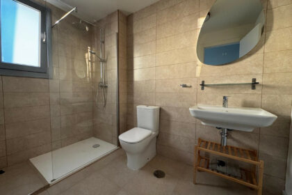 1092e88d5753ae56ec2428850901a29b - 16