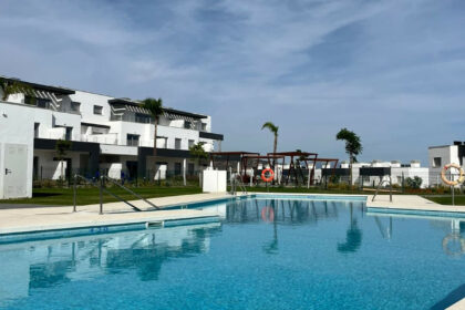 1092e88d5753ae56ec2428850901a29b - 21