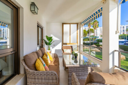 10cc16d906efd3cb43d27a26969144cb - 15