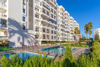 10cc16d906efd3cb43d27a26969144cb - 17