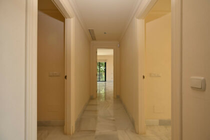 114e4d27e3d1b326ffc277a344f0a963 - 12