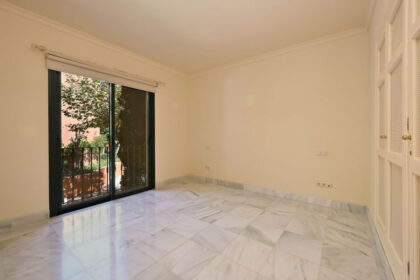 114e4d27e3d1b326ffc277a344f0a963 - 16